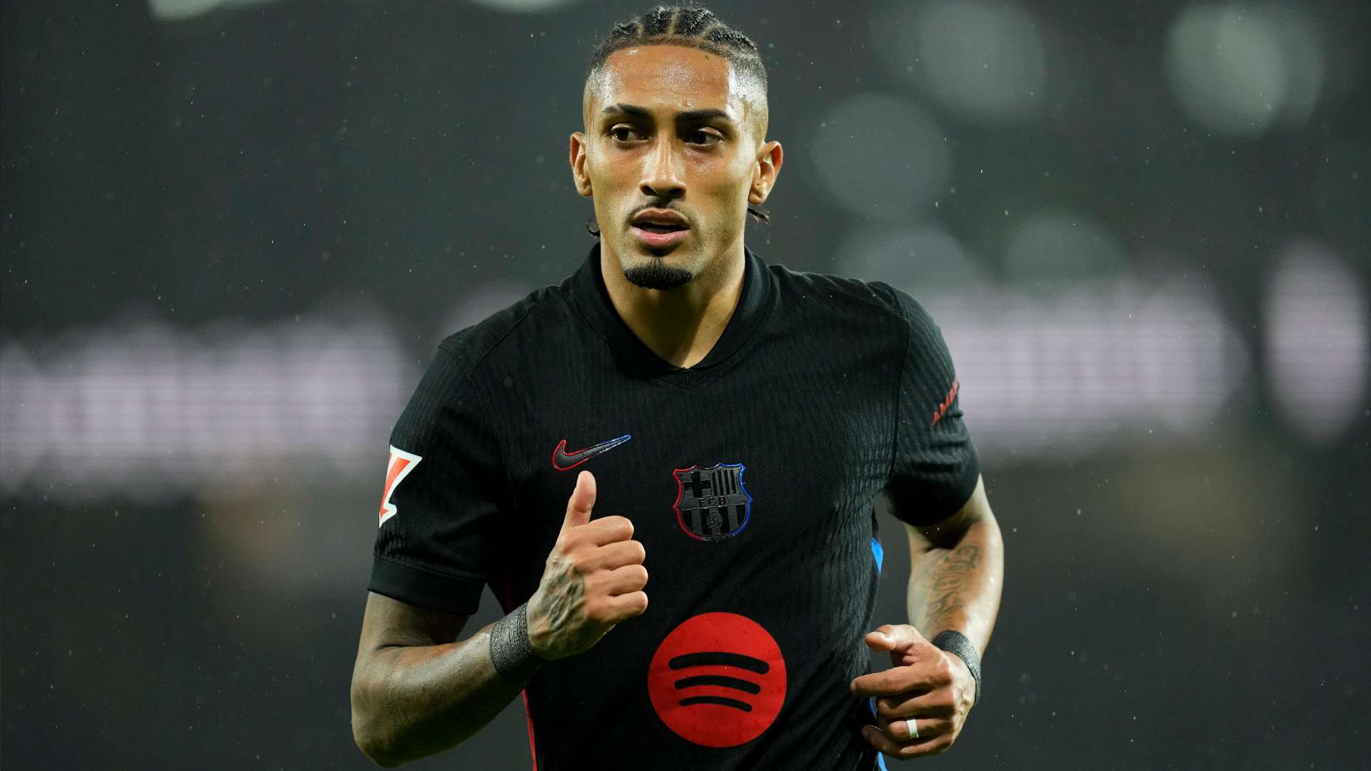 經是C羅與 經是C羅與