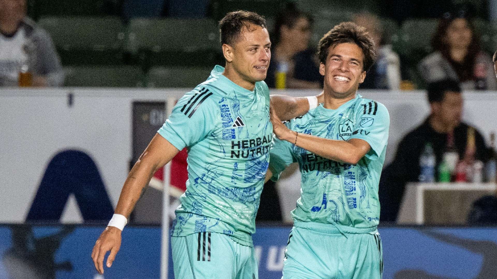 疑将继续扮 疑将继续扮